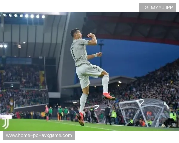 尤文图斯补强左路传中者