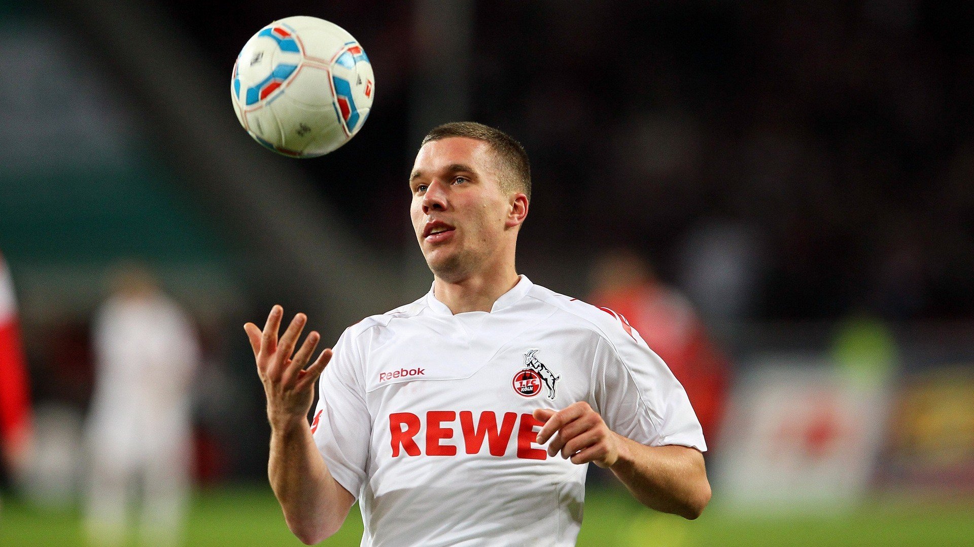 “未来科技加持:新能源引领WRC新潮流”,未来新能源是什么燃料