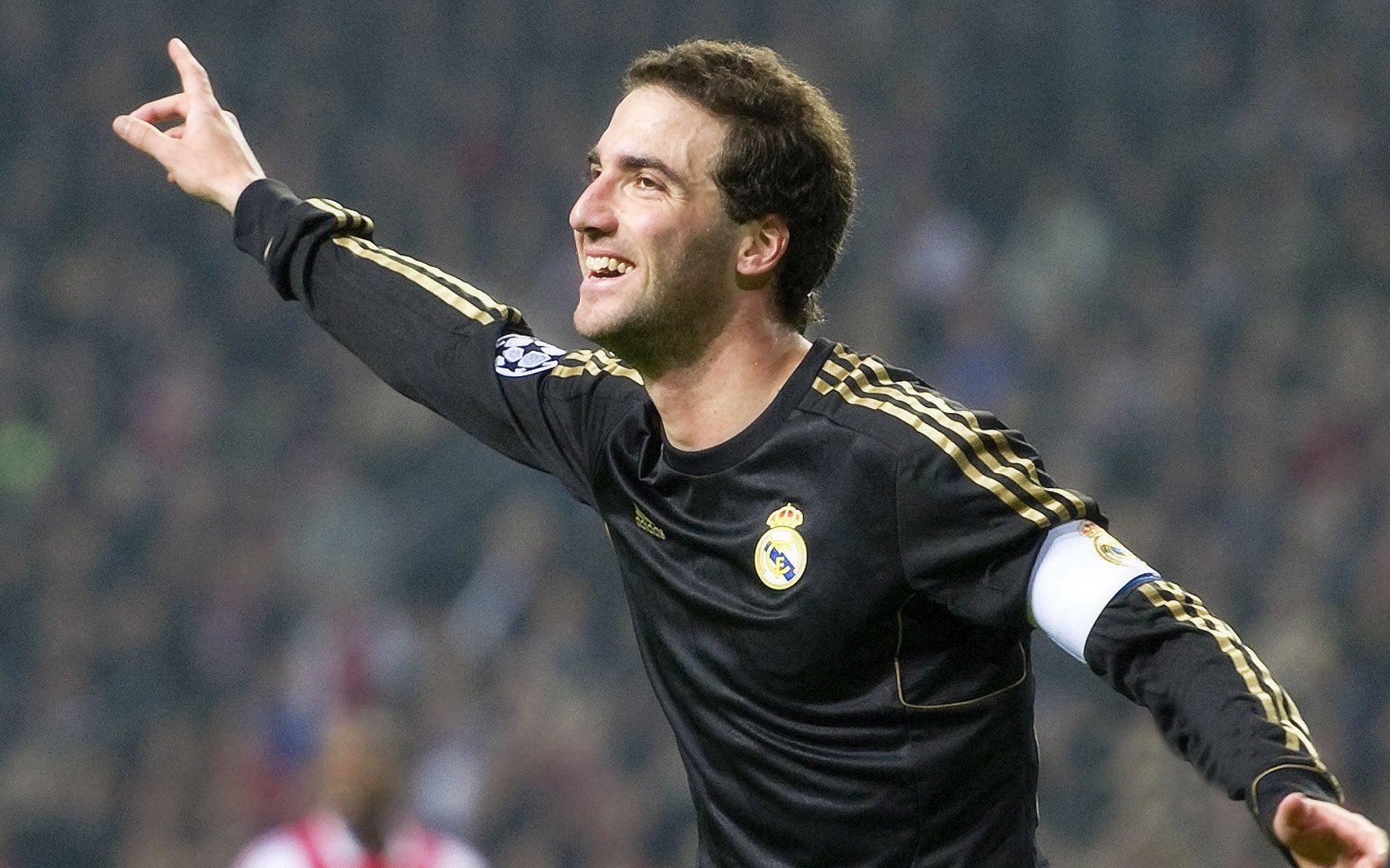 《CS_GO全球精英赛，Astralis迎战NAVI，现场气氛火爆》，csgo全球锦标赛